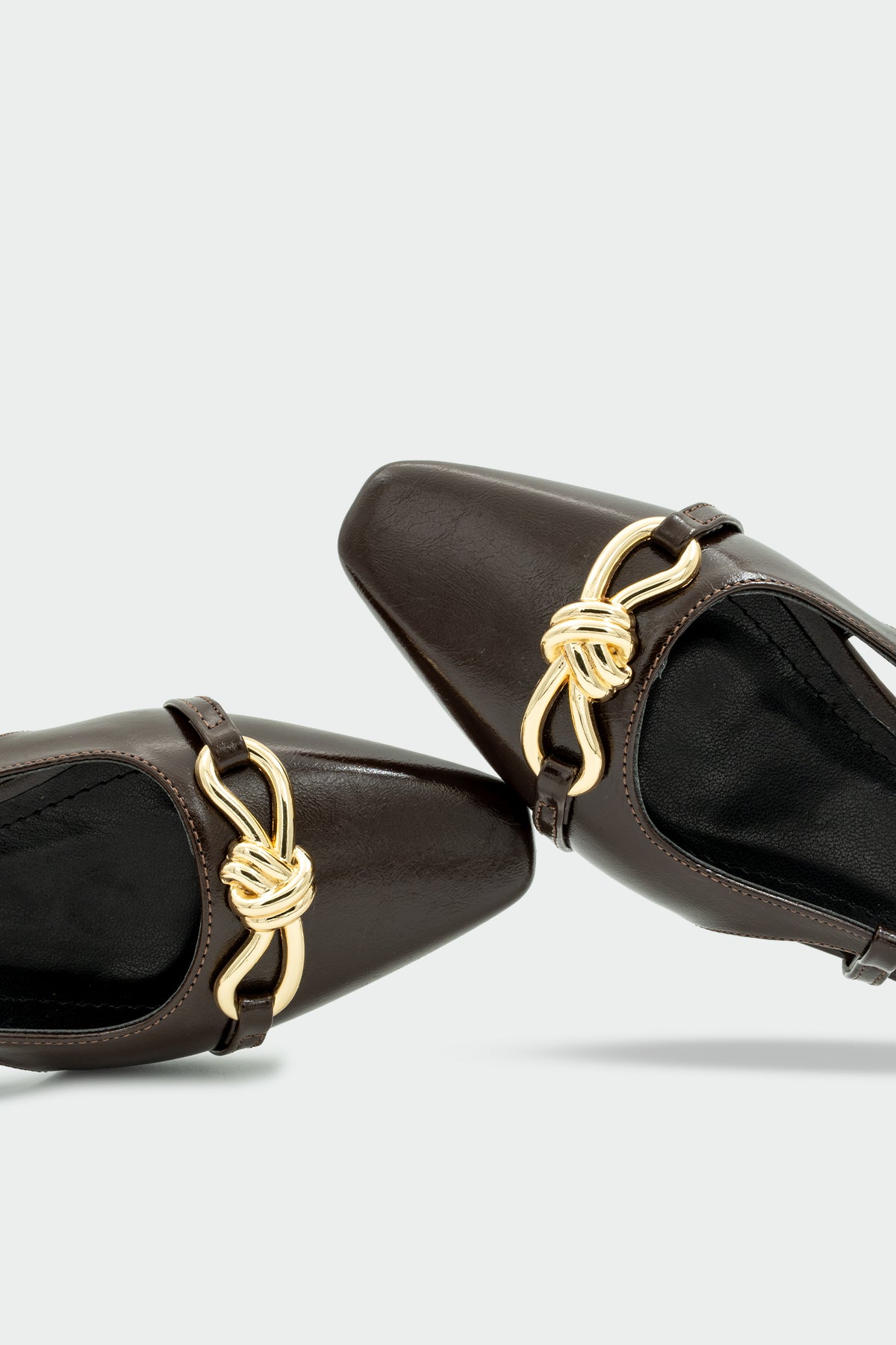 Wesley Gold Aksesuarlı Kadın Düz Babet - ACI KAHVE