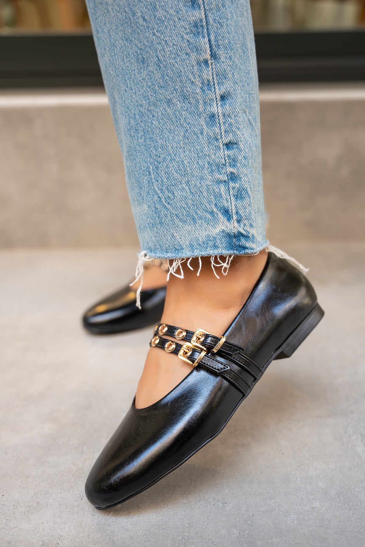 Pari Gold Tokalı Babet - SİYAH DERİ