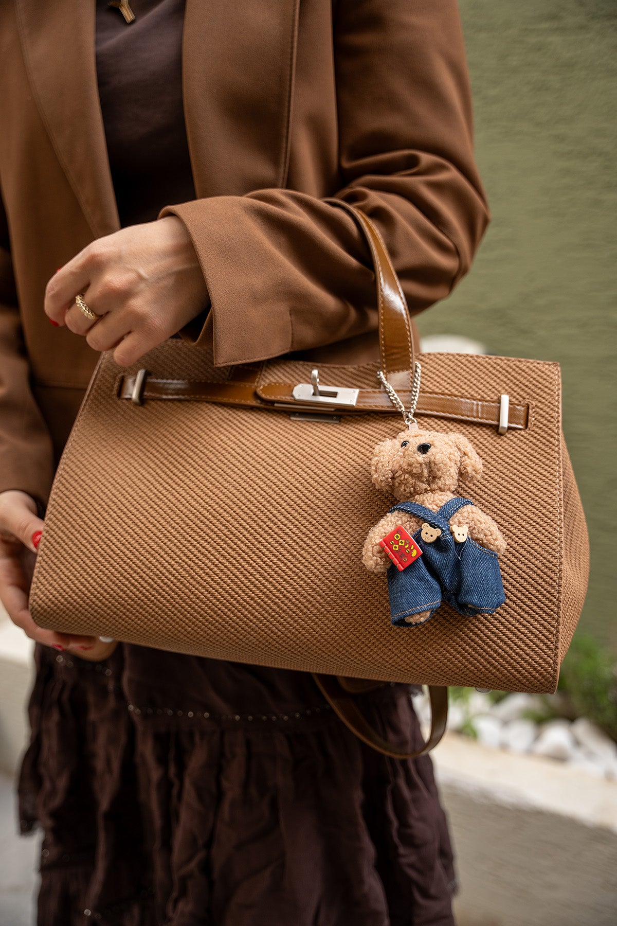 Arte Kilit Aksesuarlı Kadın Çanta - KAHVE