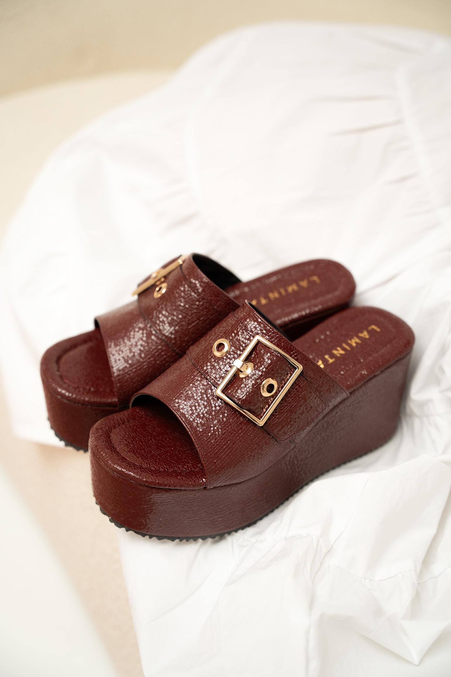 Beatrix Tokalı Detaylı Platform Terlik - BORDO