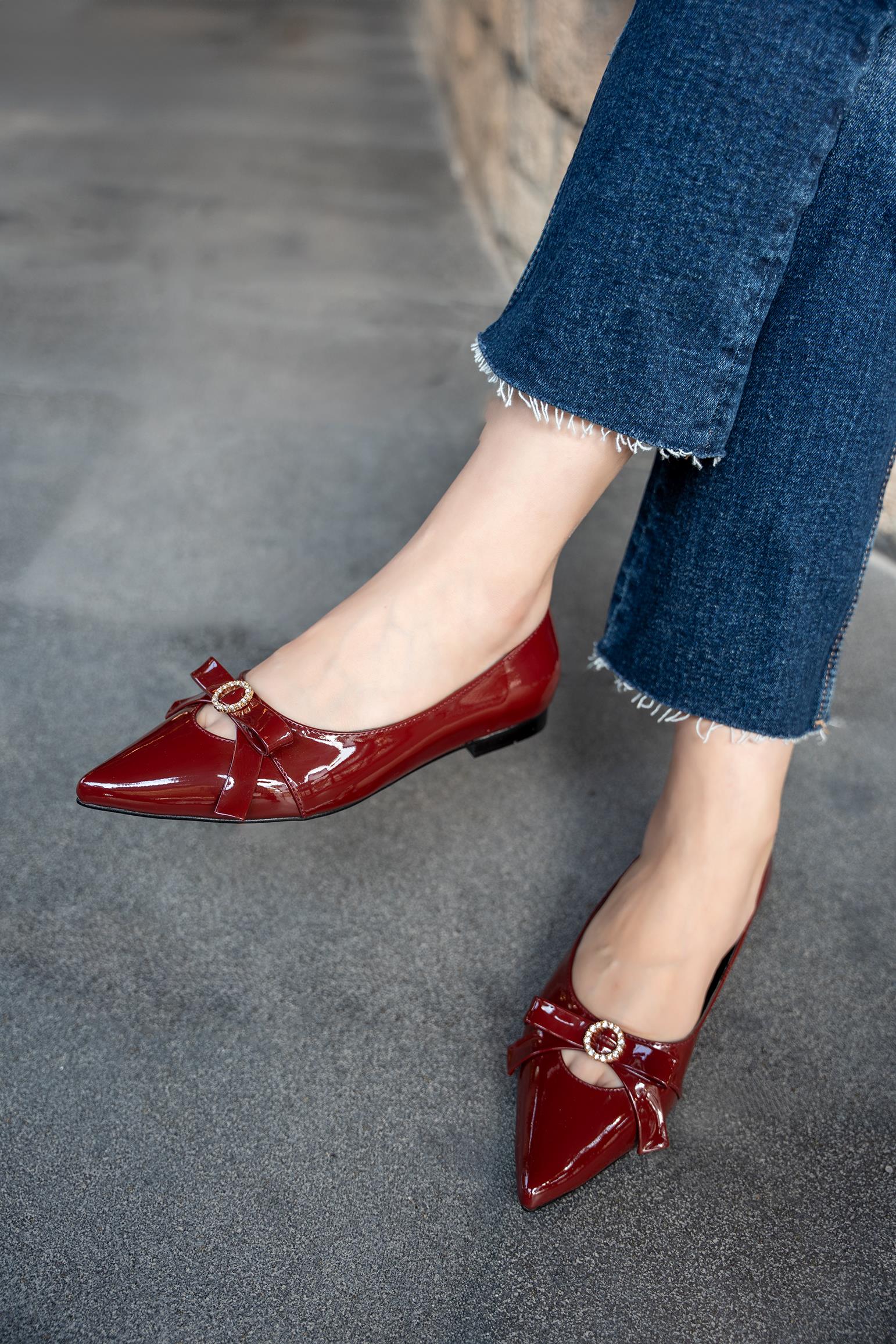 SALLY FİYONK TAŞ DETAYLI BABET - BORDO