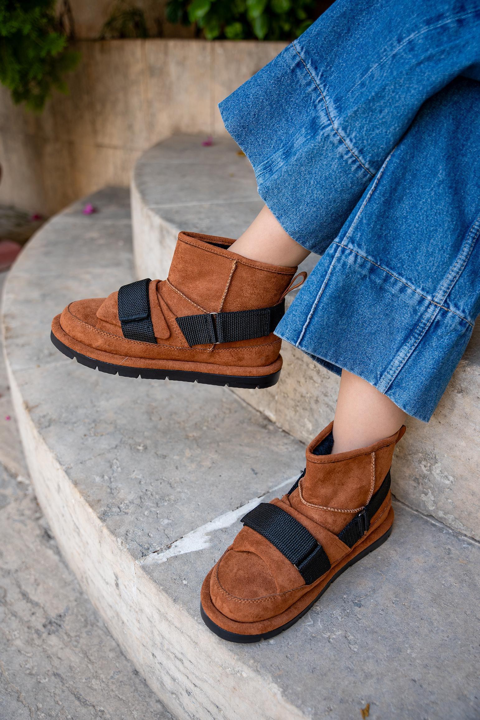 LESCAR SÜET İÇİ KÜRKLÜ BOT - TABA