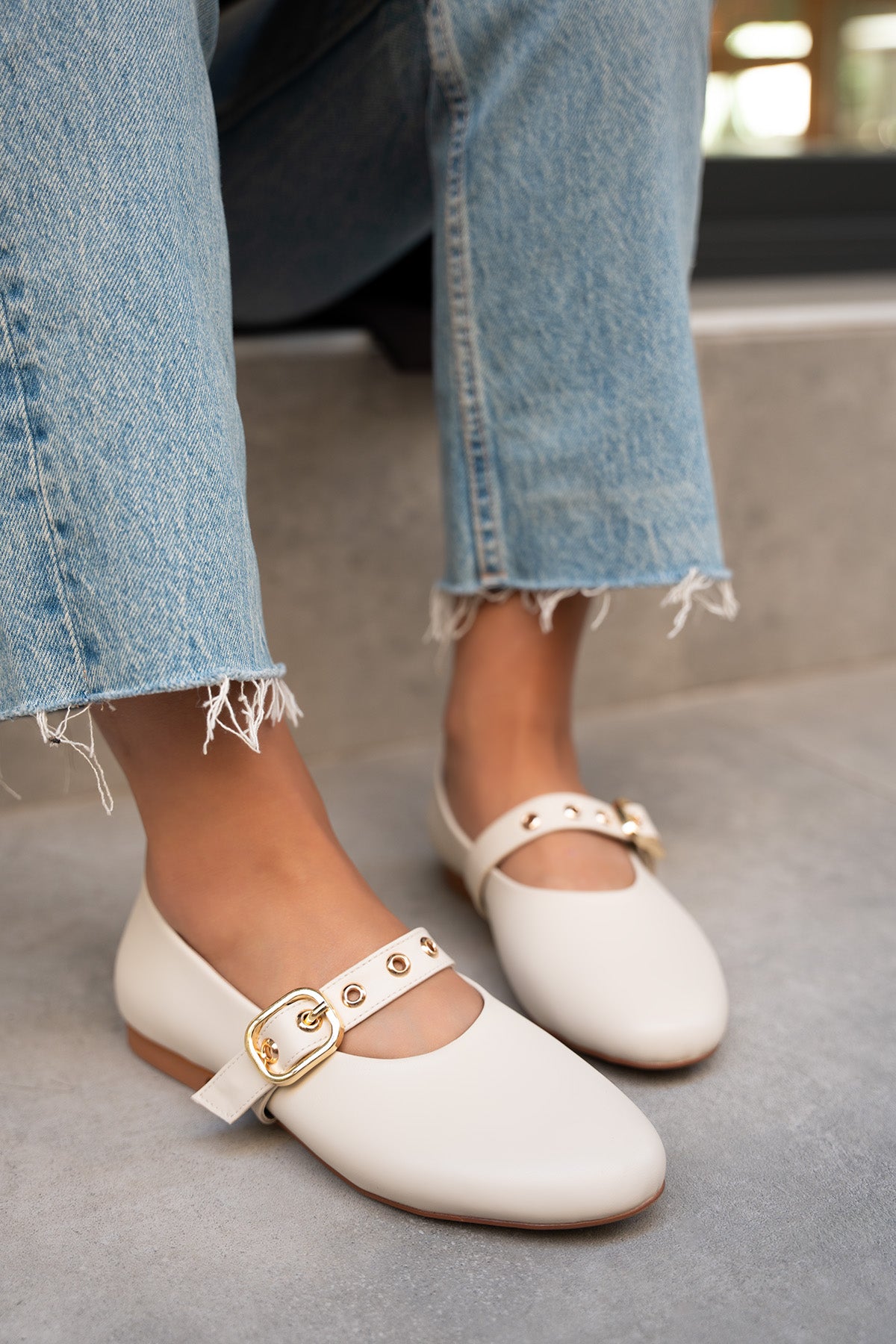 Victor Gold Tokalı Babet - EKRU DERİ