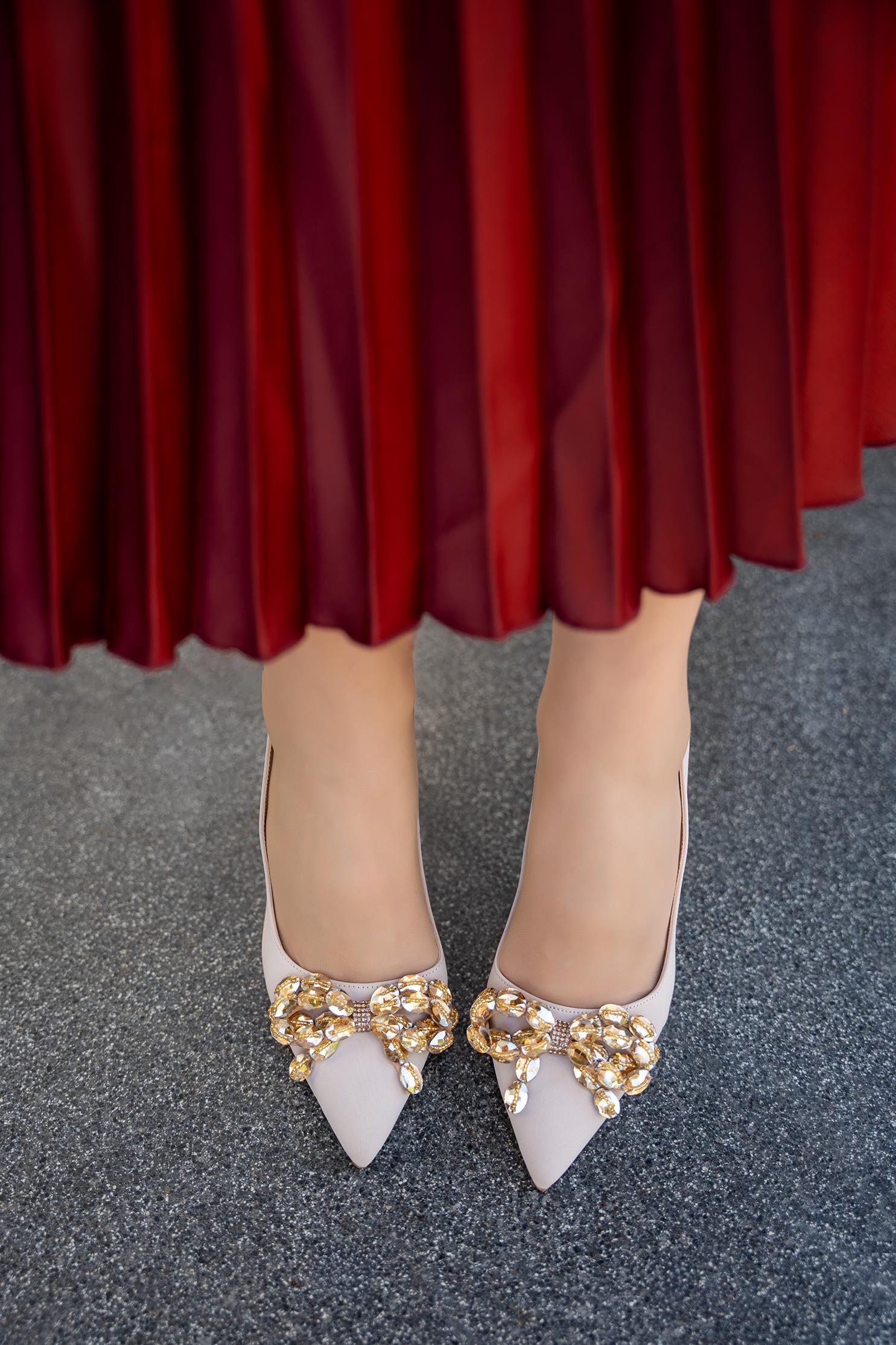 LUKE TAŞLI FİYONK DETAYLI TOPUKLU AYAKKABI - BEJ