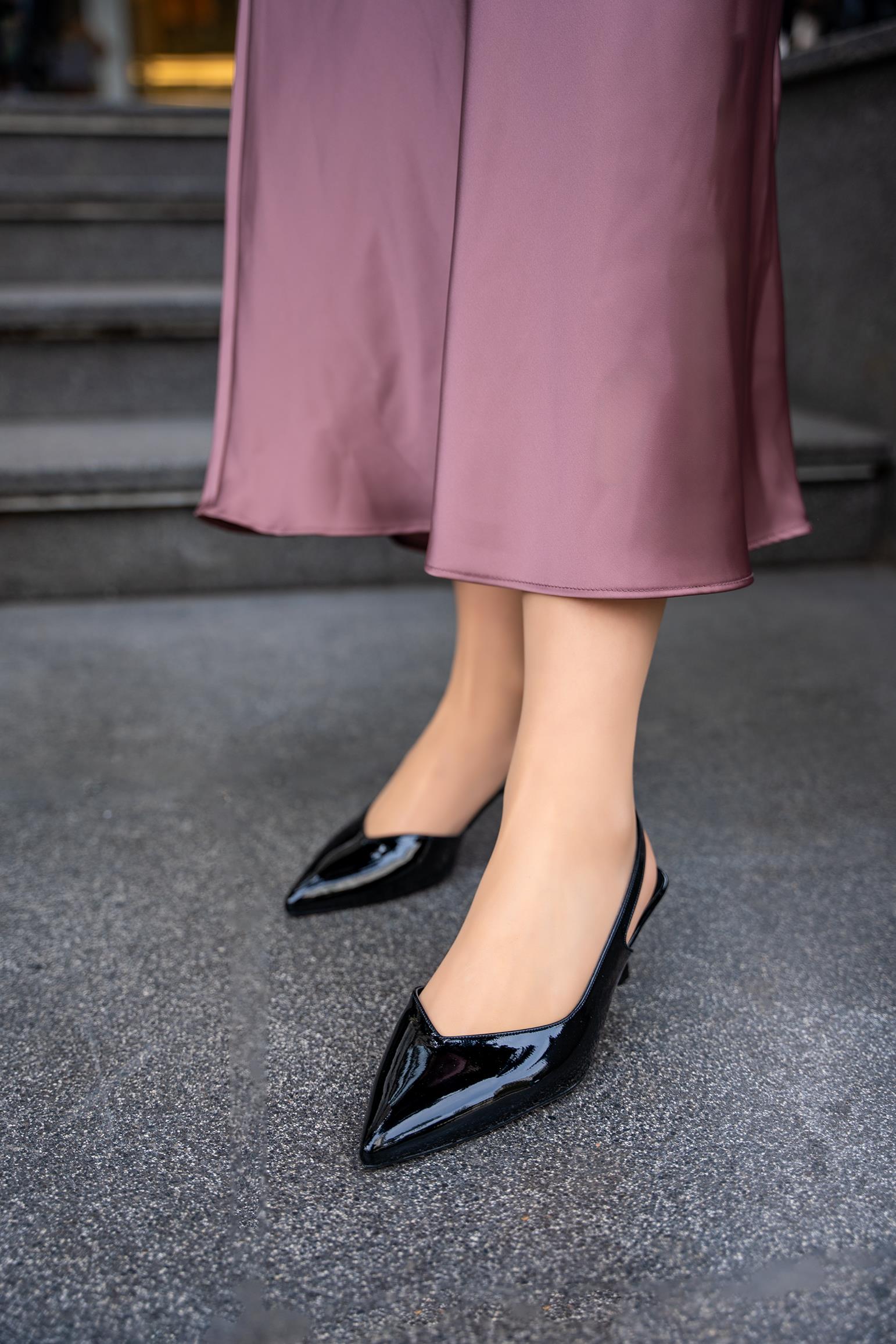 SWORD KLASİK KADIN TOPUKLU AYAKKABI - SİYAH RUGAN