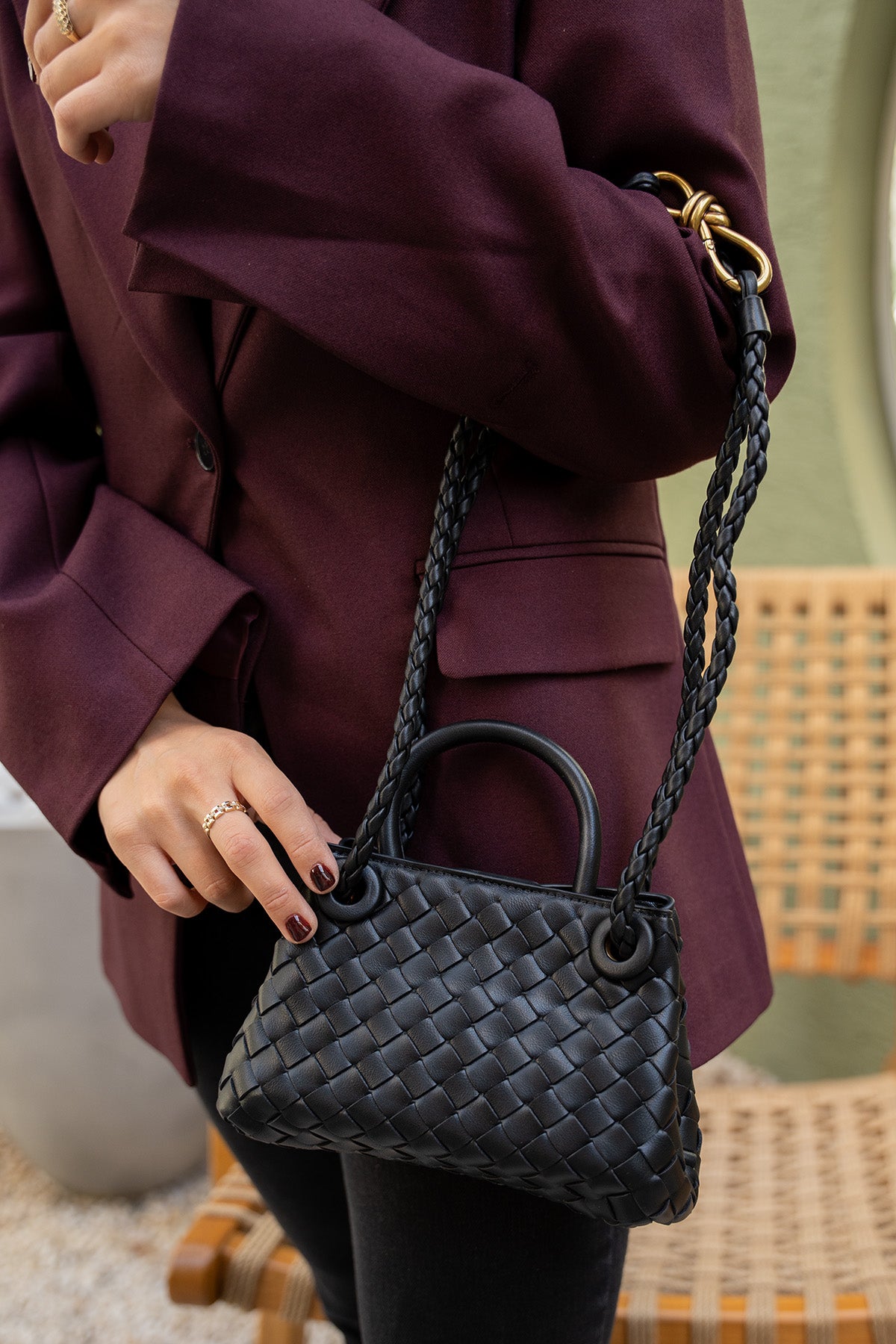 Sanmor Gold Düğüm Aksesuarlı Çapraz Çanta - SİYAH