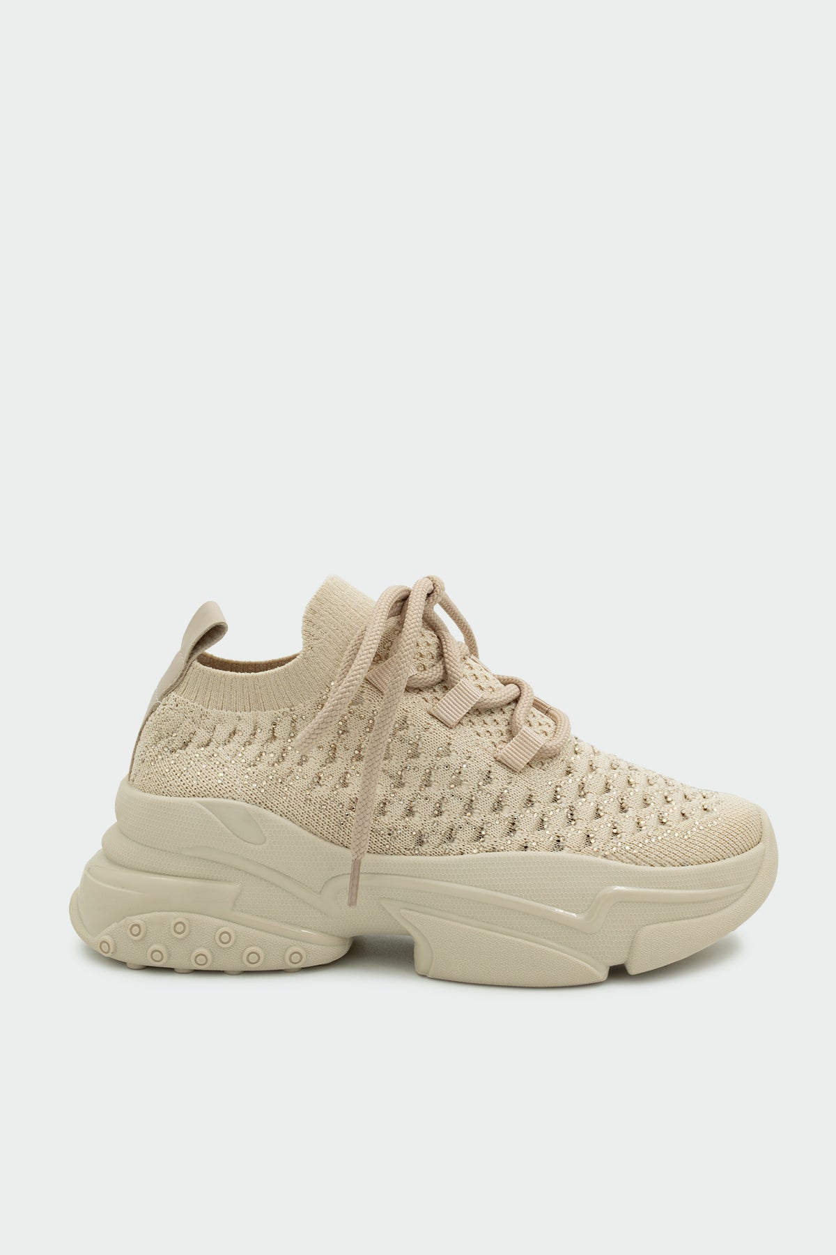 Estela Simli Esnek Bağcıklı Kadın Spor Ayakkabı - BEJ