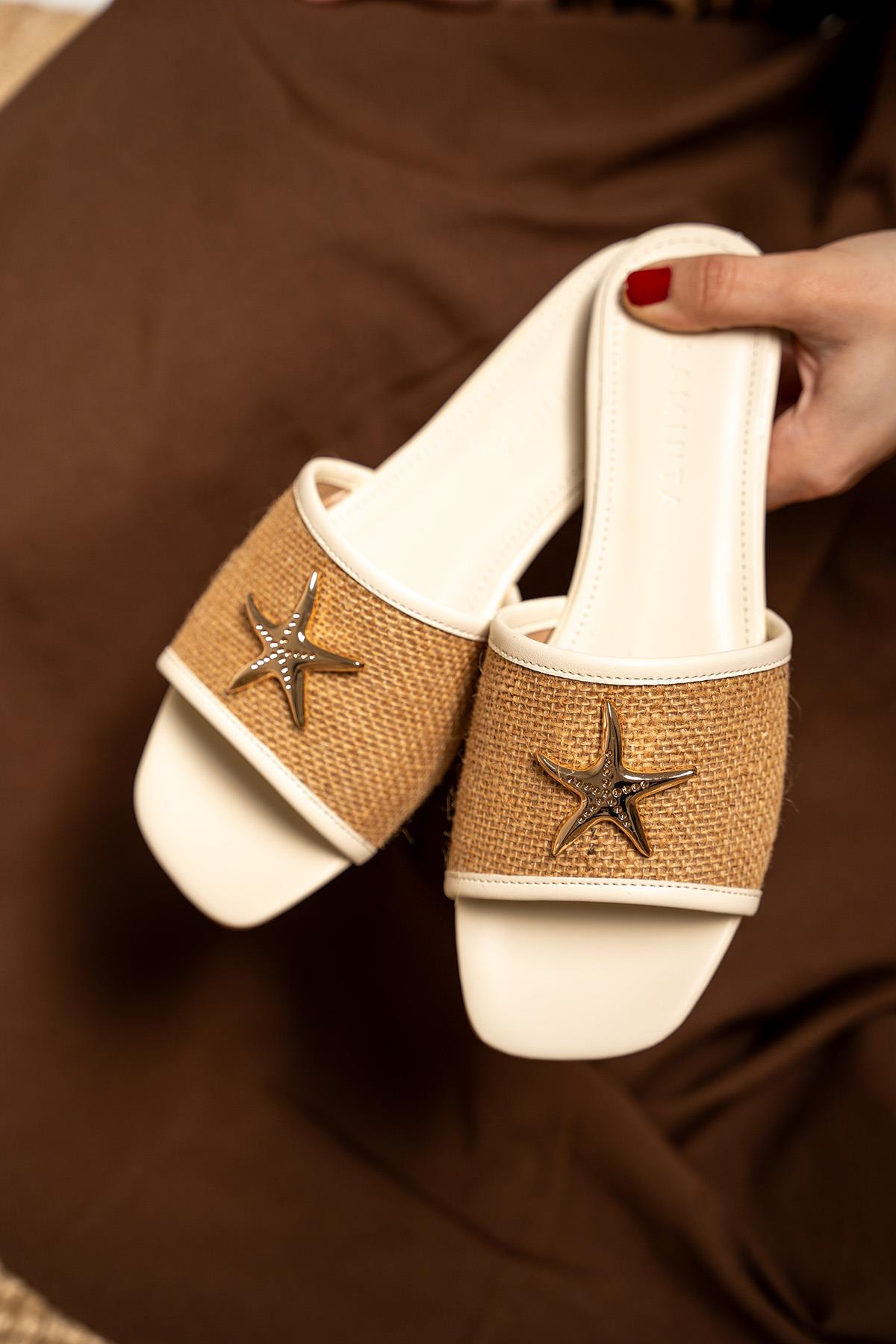 Mendez Denizyıldızı Aksesuarlı Hasır Terlik - EKRU