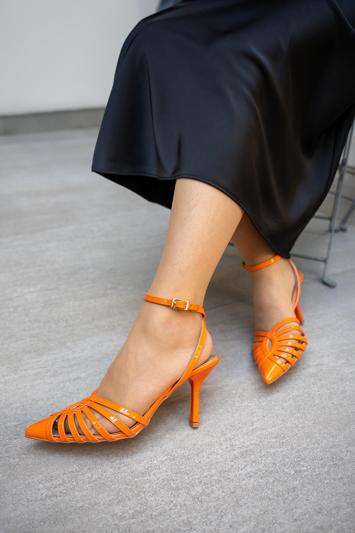 İZABEL KADIN BİLEKTEN BAĞLAMALI TOPUKLU AYAKKABI - TURUNCU