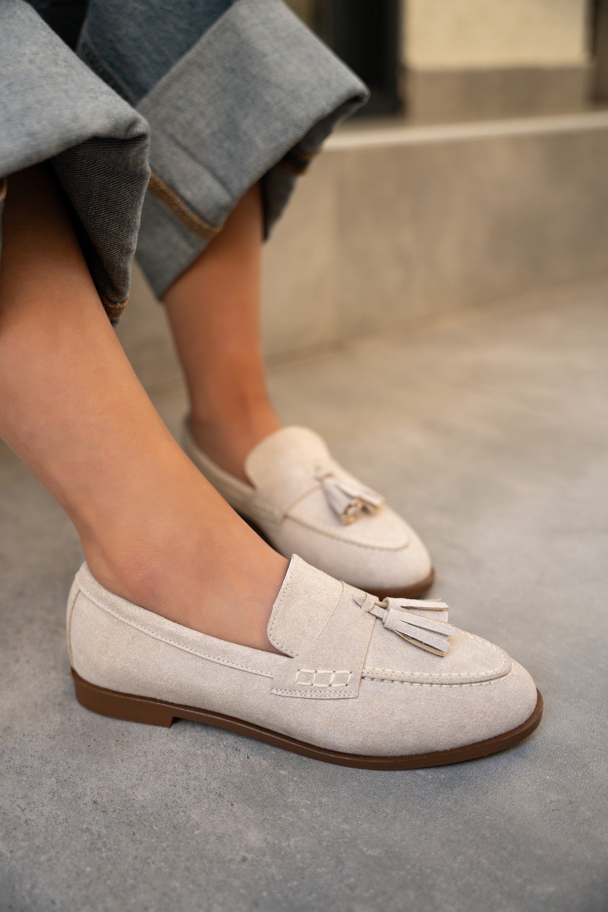 Leather Püskül Detaylı Düz Taban Ayakkabı - BEJ SÜET