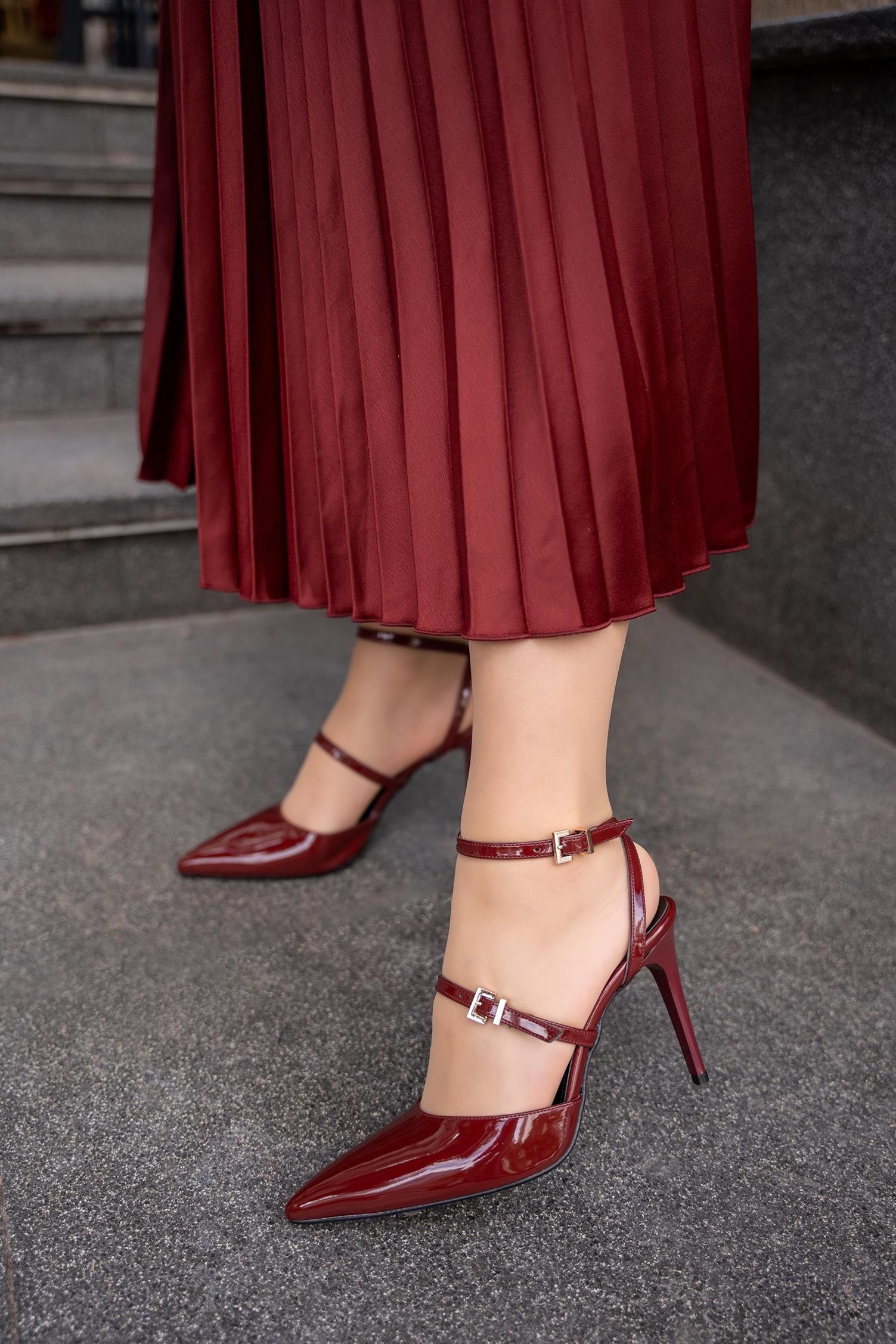 RODEO ÇİFT TOKA DETAYLI TOPUKLU AYAKKABI - BORDO RUGAN