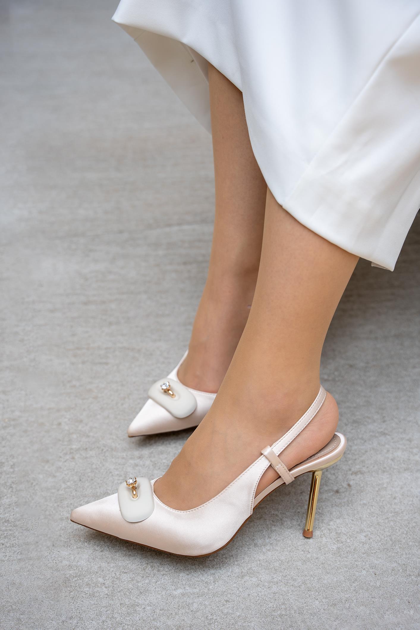 CLODİA YÜZÜK DETAYLI TOPUKLU AYAKKABI - TEN