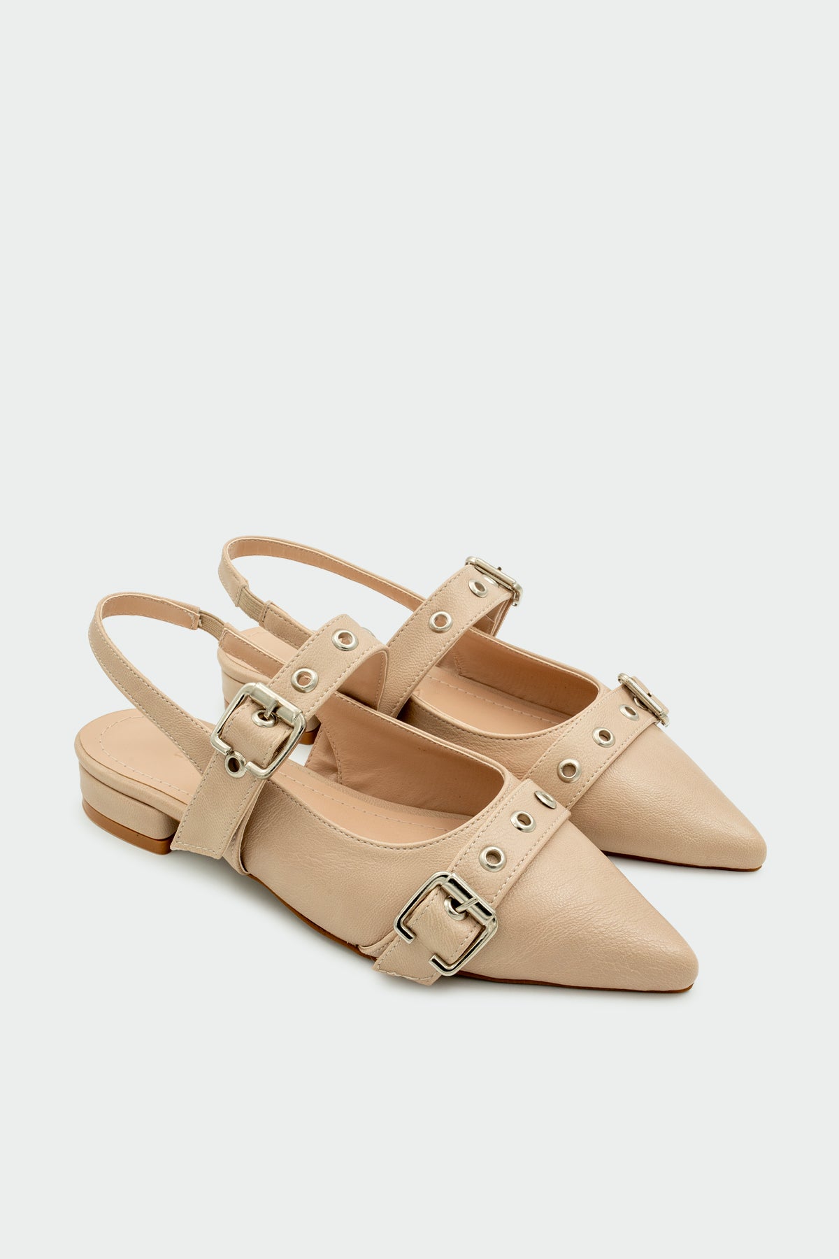 Raund Toka Detaylı Sivri Burun Kadın Babet - NUDE