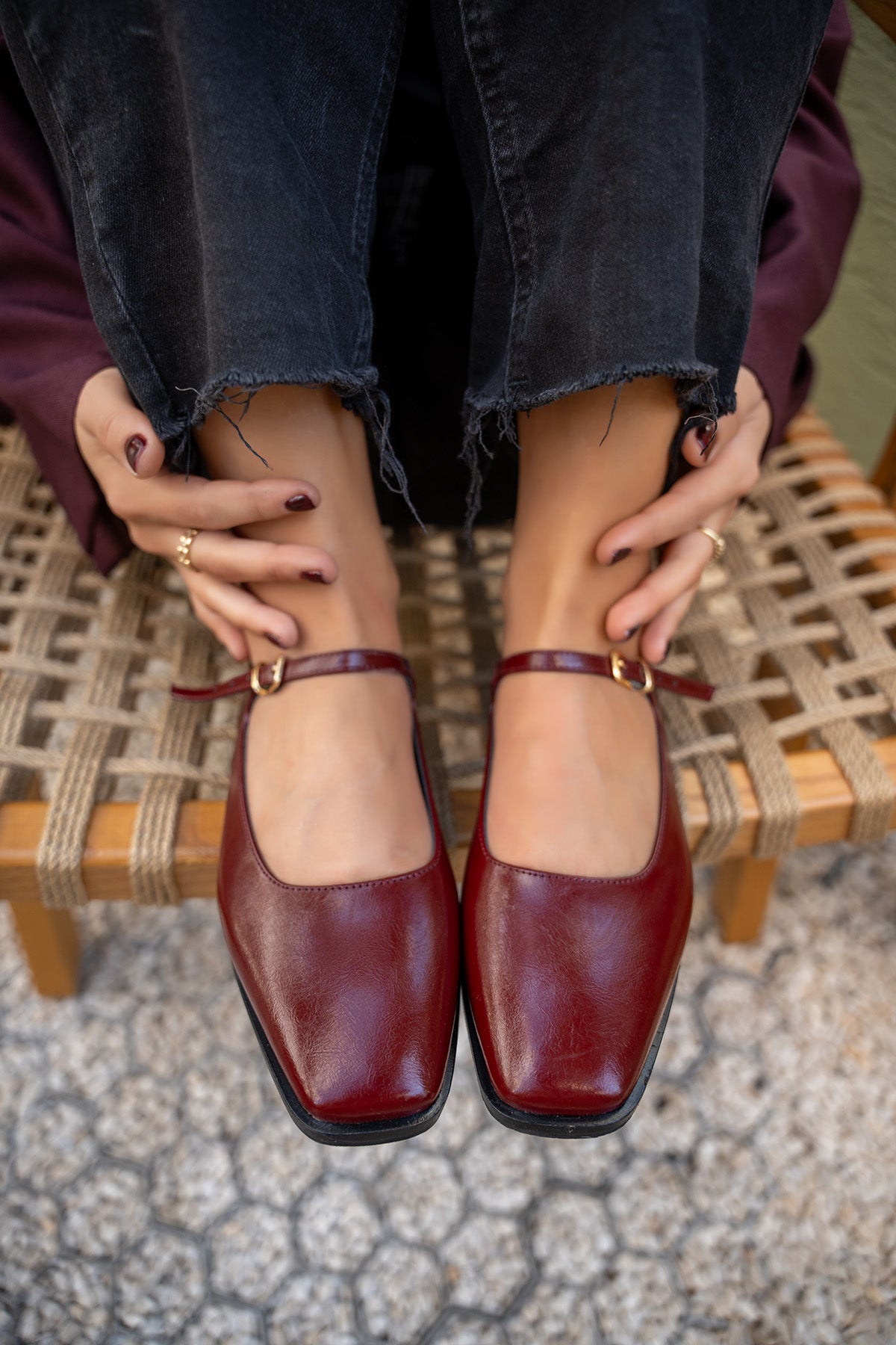 Flue Tokalı Düz Babet - BORDO