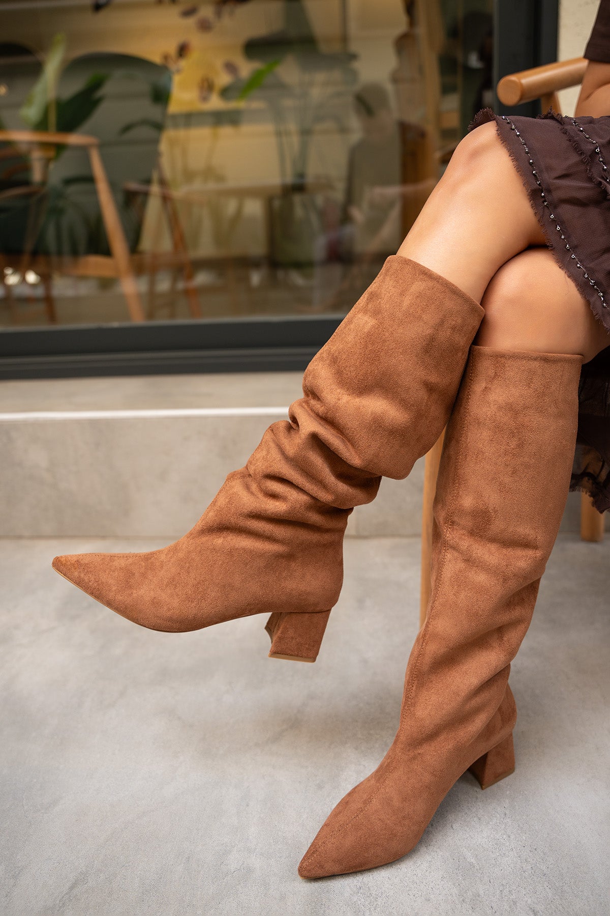 Mathis Topuklu Düz Çizme - TABA SÜET