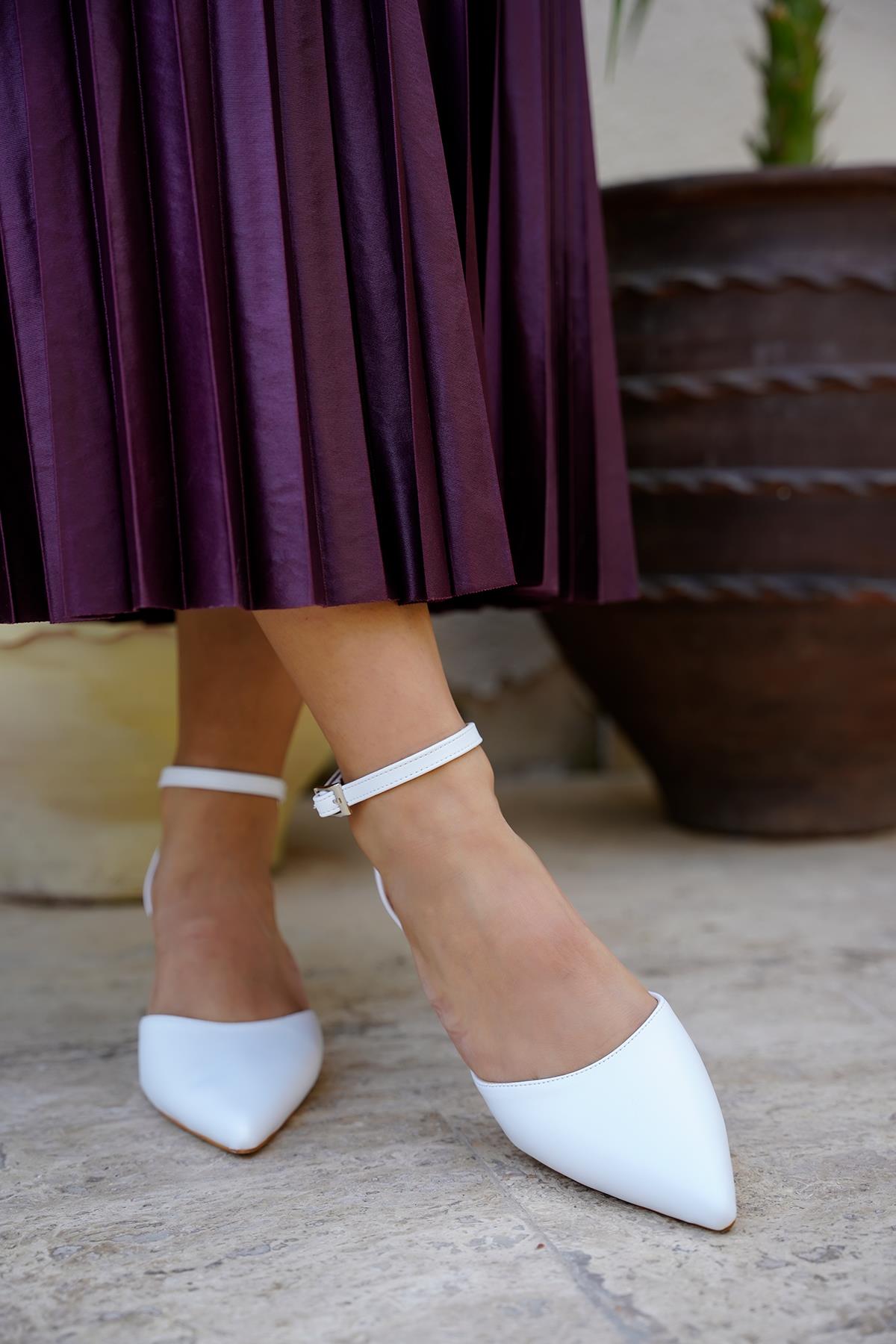 MAX KALIN TOPUKLU AYAKKABI - BEYAZ