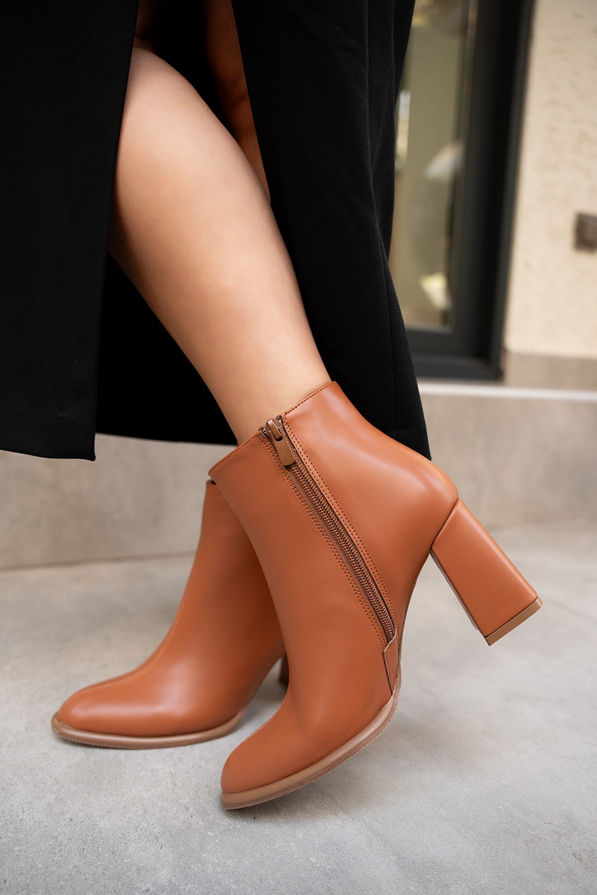 Tobin Fermuarlı Kadın Bot - TABA DERİ