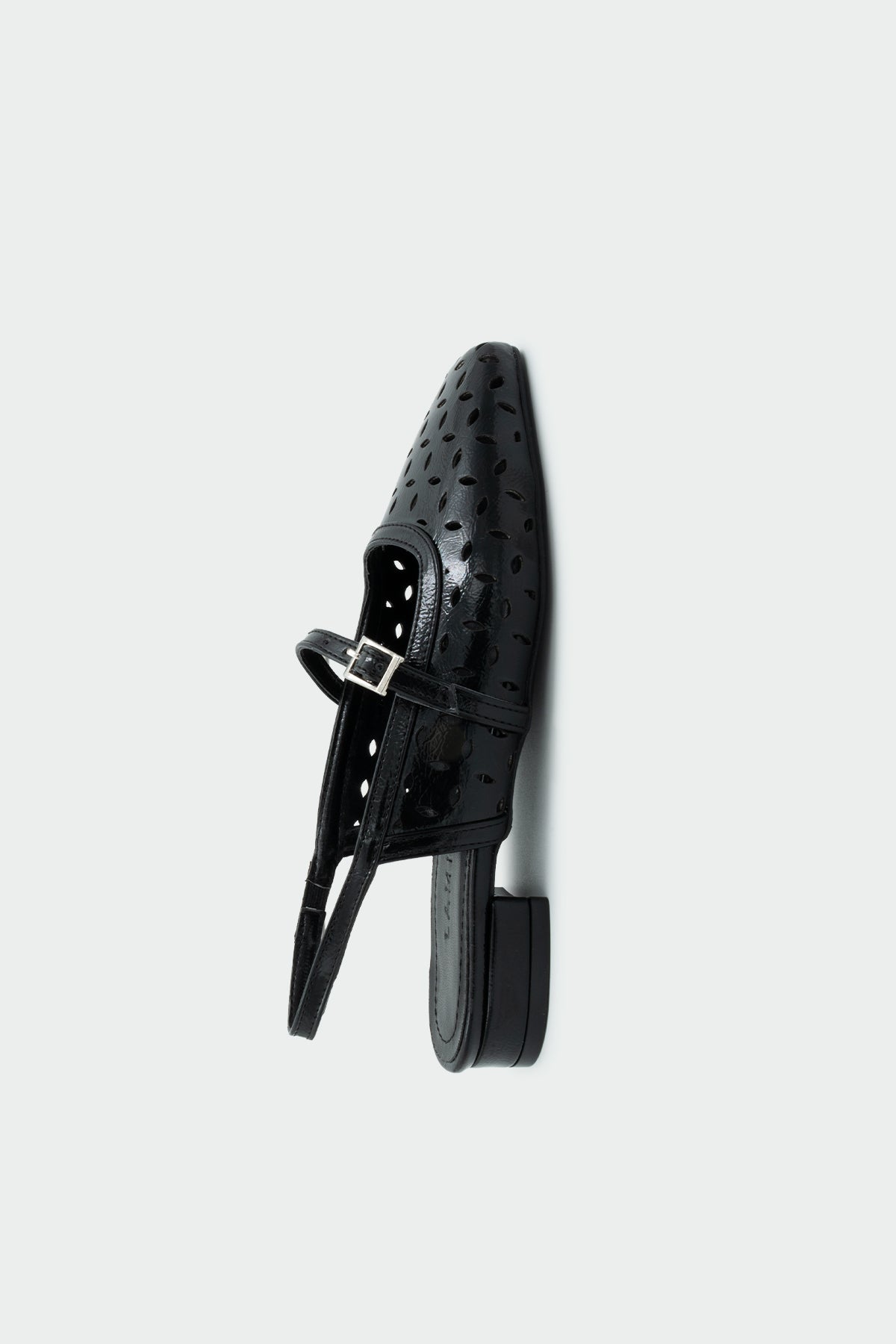 Elina Lazer Kesim Detaylı Düz Kadın Babet - SİYAH