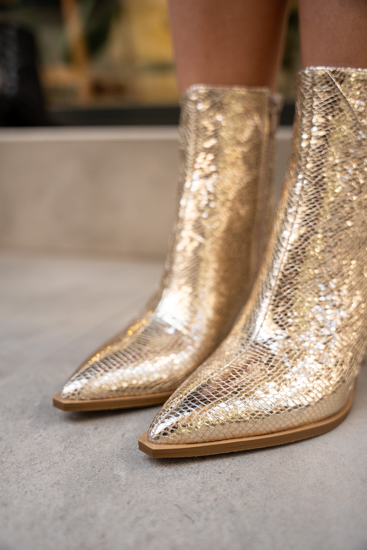 Luis Yılan Desenli Sivri Burun Kadın Bot - GOLD