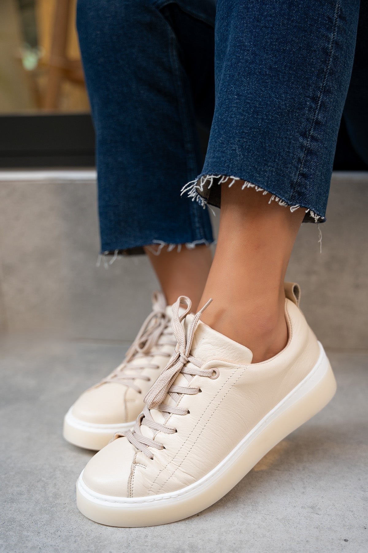 Skye Hakiki Deri Düz Spor Ayakkabı - TEN