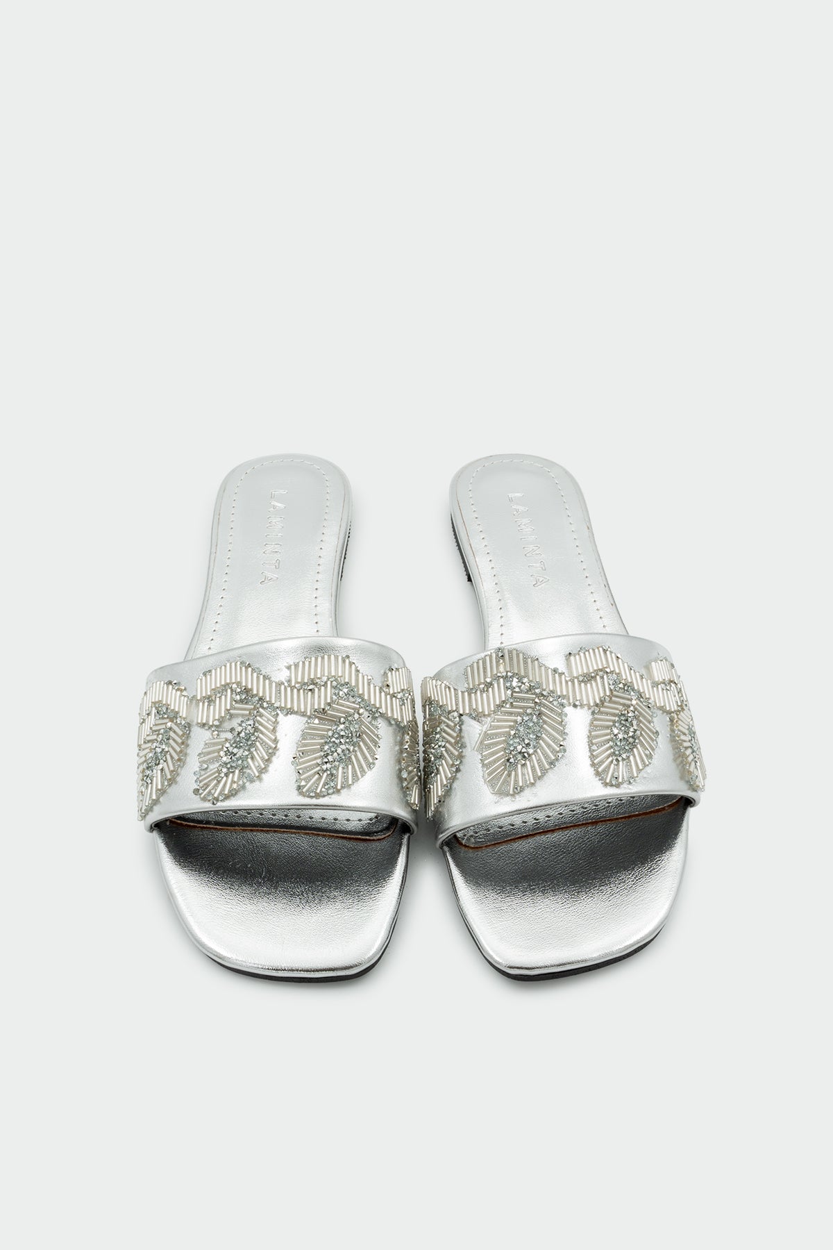 Cosy Boncuk İşleme Kadın Düz Terlik - Silver