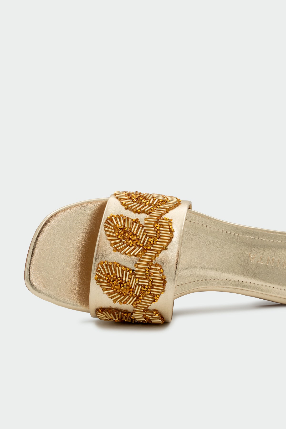 Cosy Boncuk İşleme Kadın Düz Terlik - GOLD