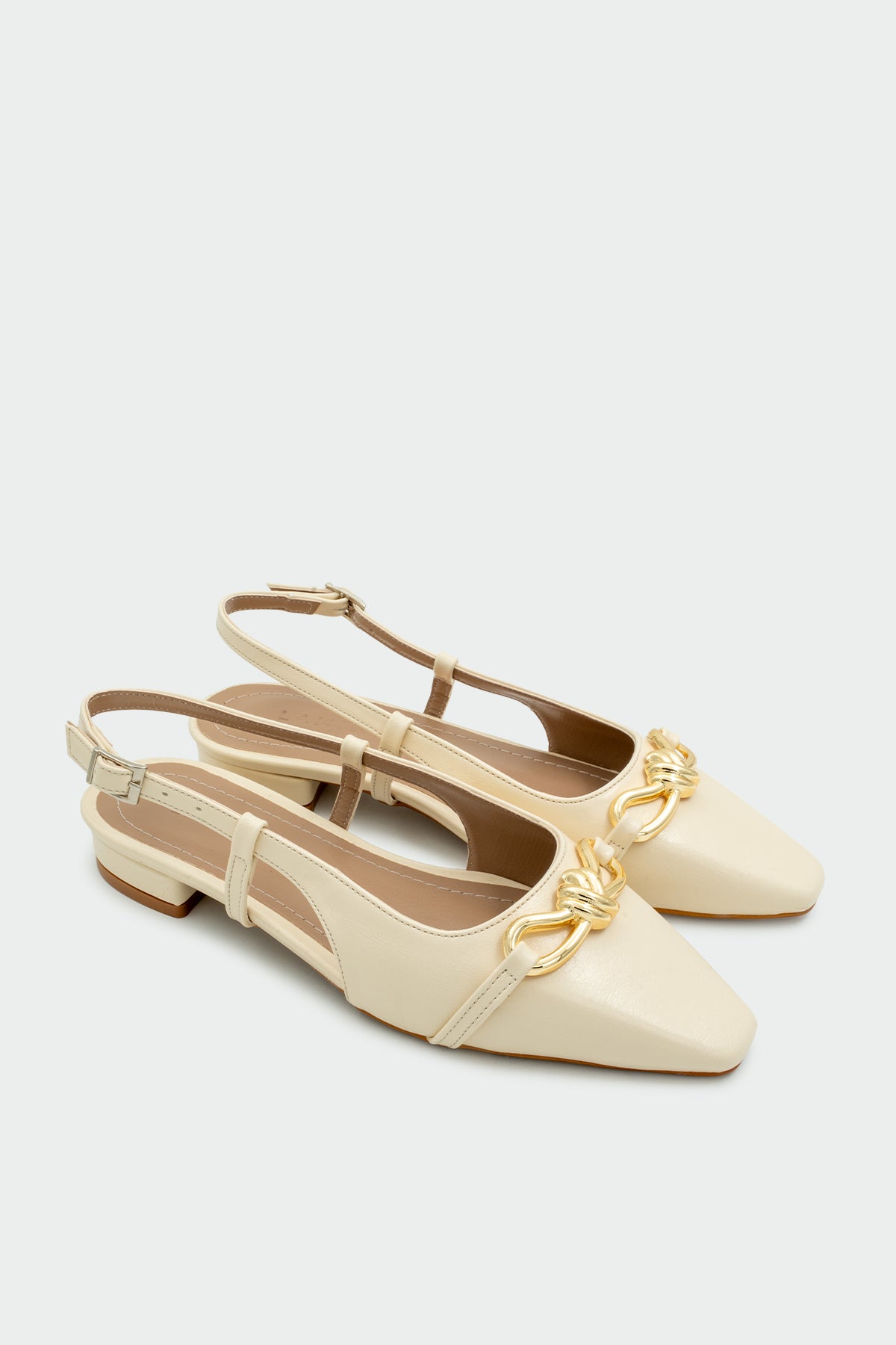 Wesley Gold Aksesuarlı Kadın Düz Babet - EKRU