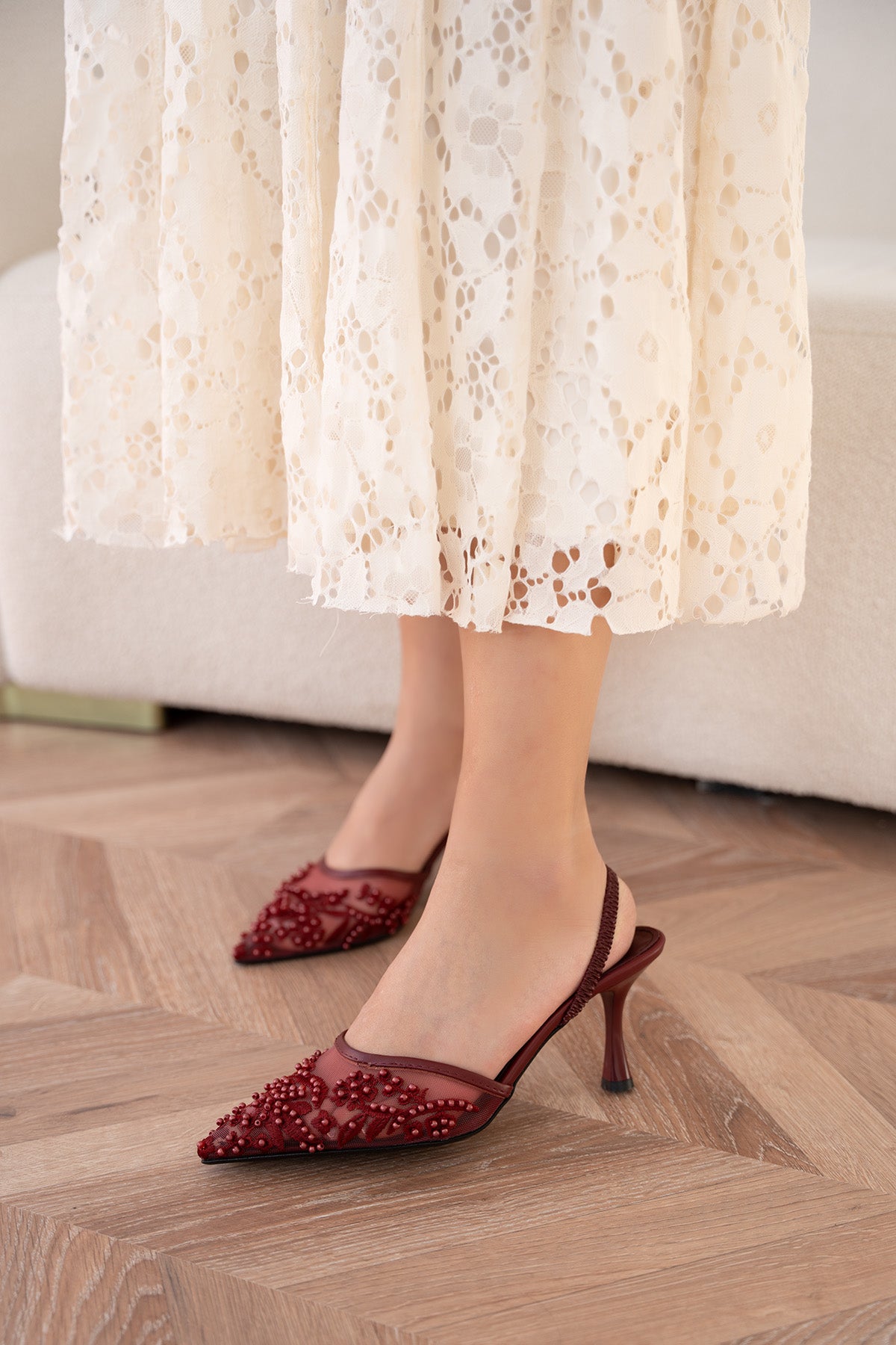 Mareka İşleme Detaylı Kadın Topuklu Ayakkabı - BORDO