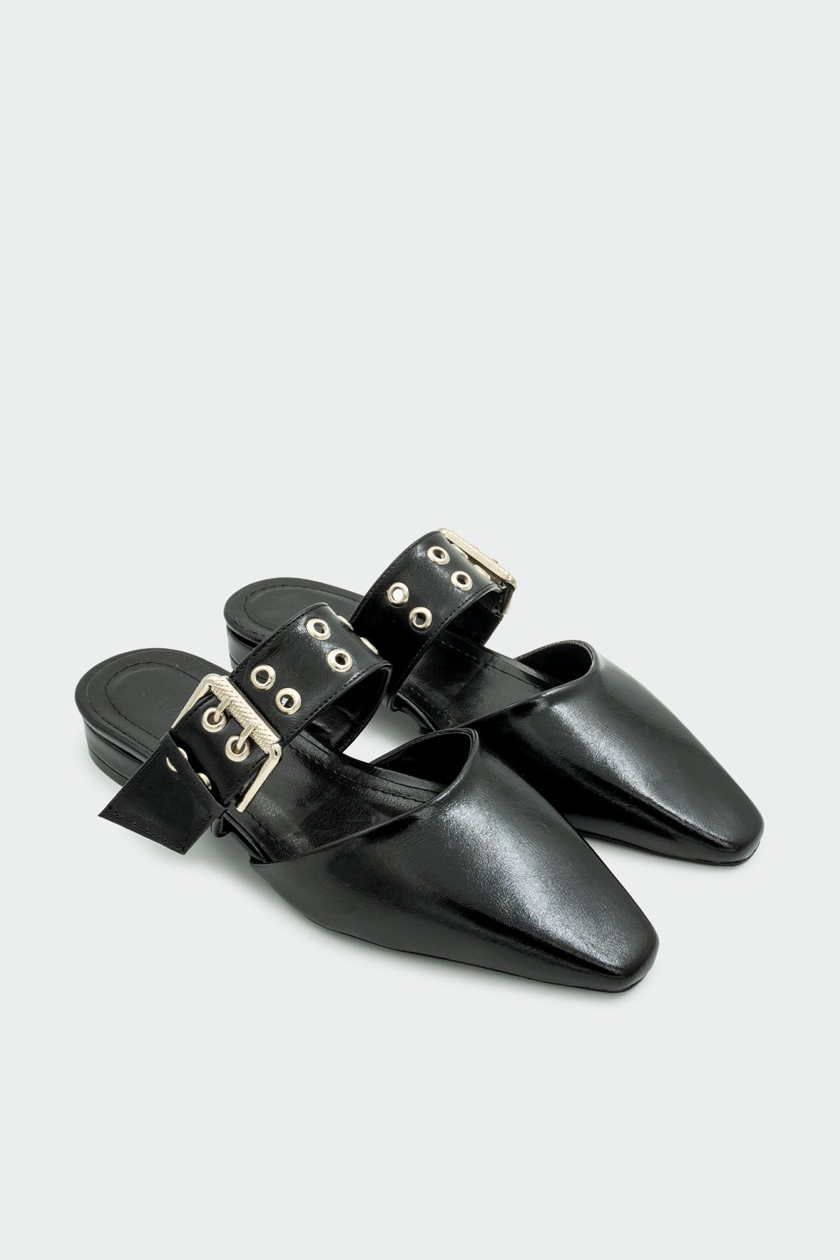 Snow Toka Detaylı Düz Kadın Terlik - SİYAH