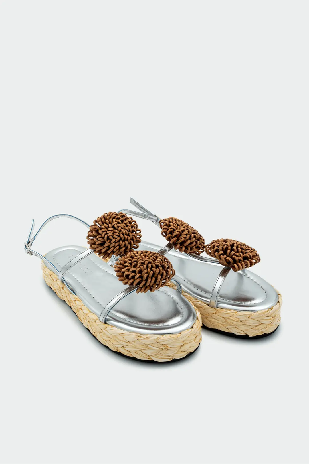 Coky Çiçek Detaylı Hasır Sandalet - Silver
