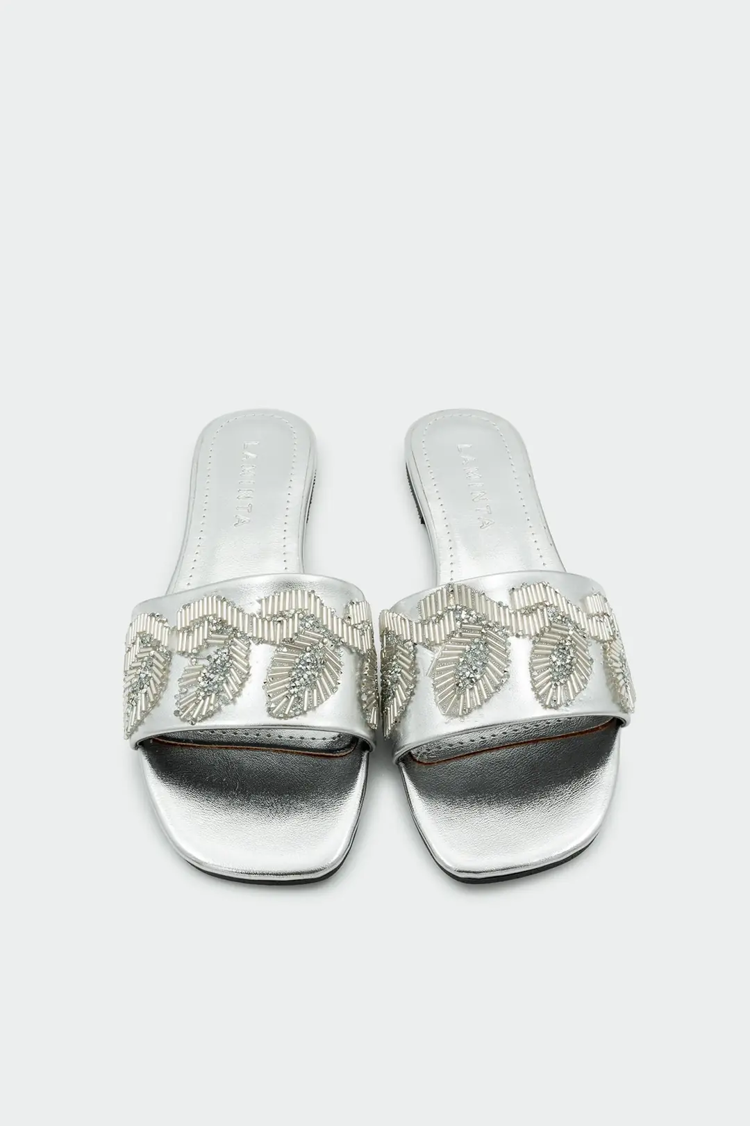 Cosy Boncuk İşleme Kadın Düz Terlik - Silver